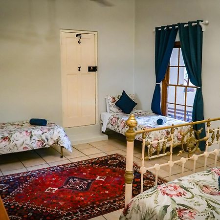 Outentique Accommodation Oudtshoorn Εξωτερικό φωτογραφία
