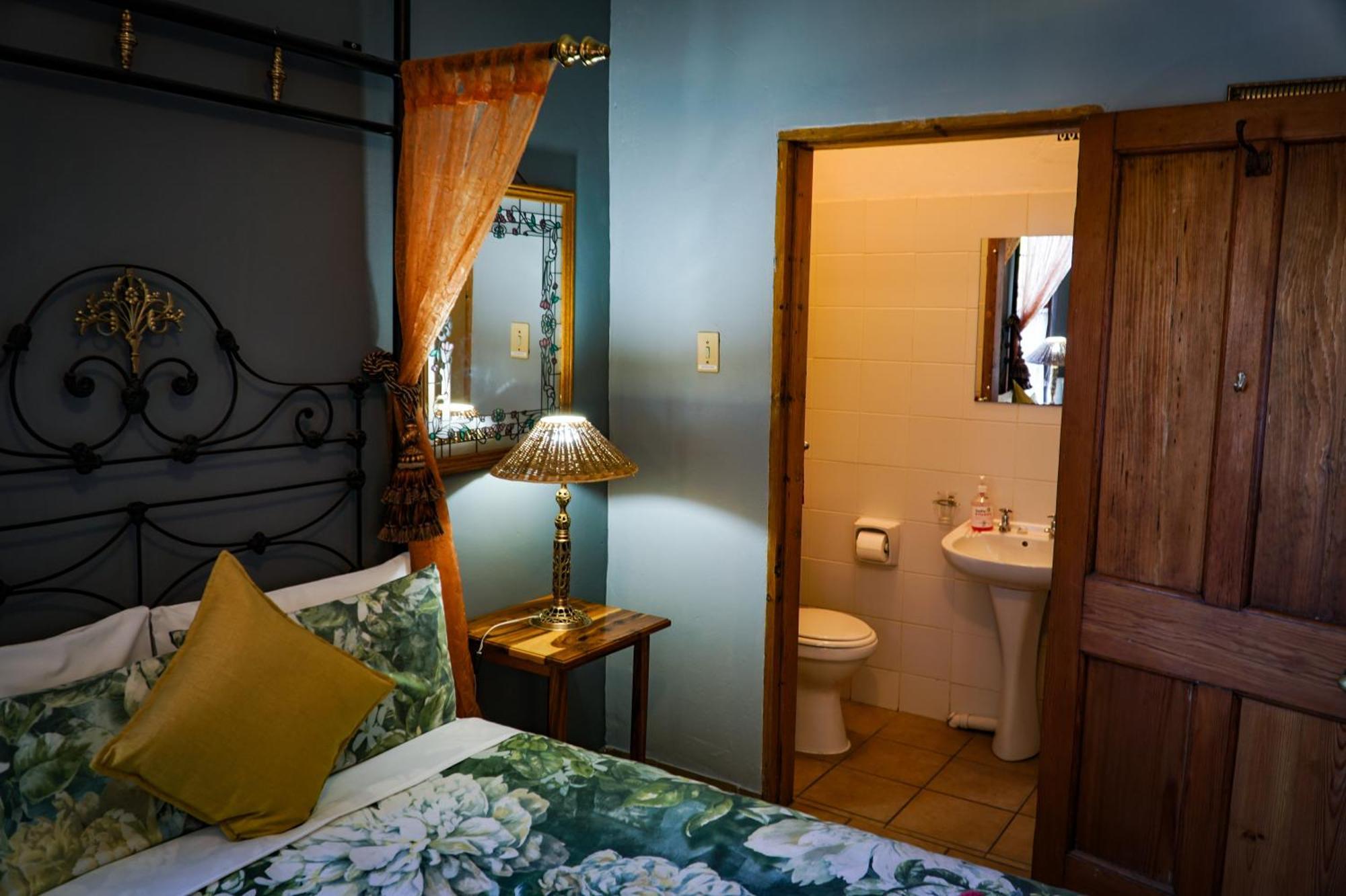 Outentique Accommodation Oudtshoorn Εξωτερικό φωτογραφία